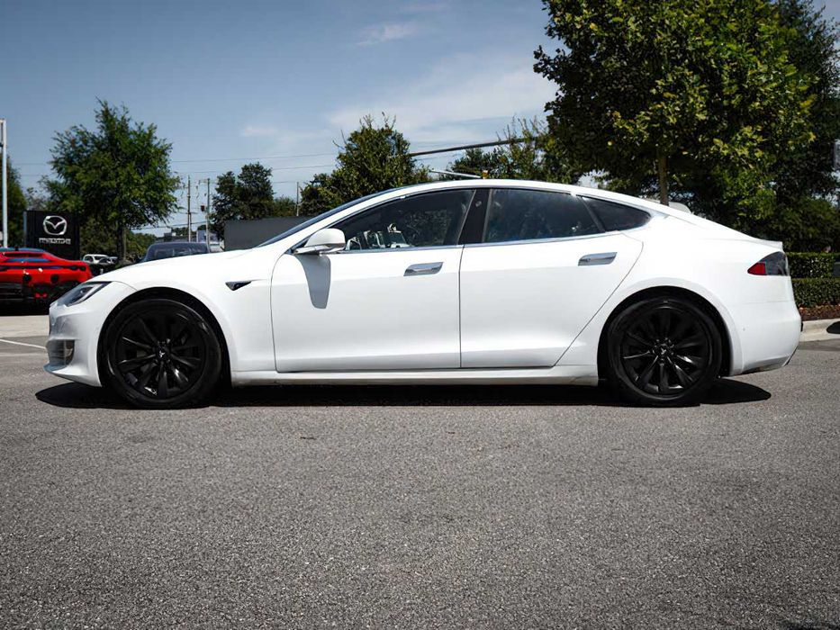 Tesla Model S      2019