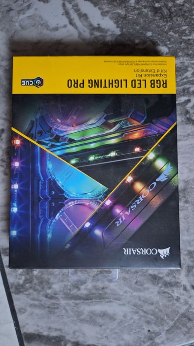 Corsair rbg led lightning pro