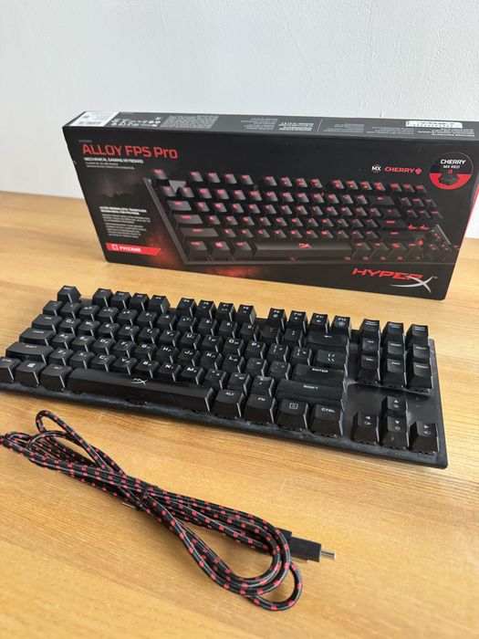 Клавіатура HyperX alloy pro MX cherry