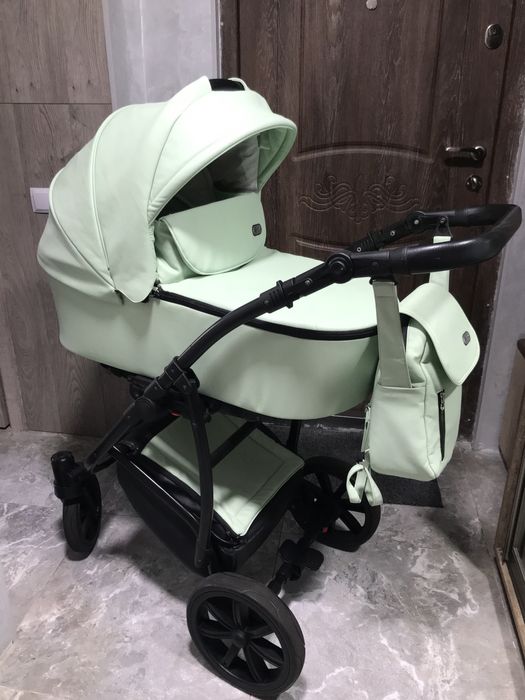 Коляска 2в1 Baby Pram Almondo  в кольорі м‘ята