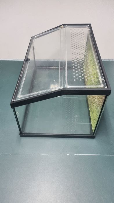 Reptário usado bom estado