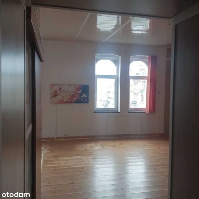 sprzedam mieszkanie w centrum 2 pokoje 58m2 własnościowe