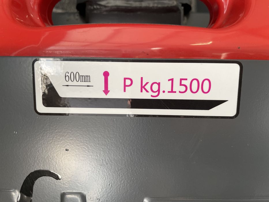 Porta paletes a bateria 1500 kg