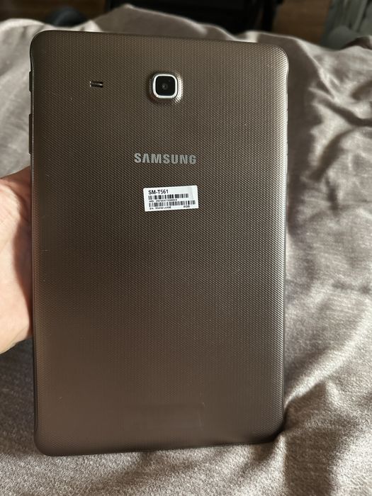 Продам планшет Samsung Sm-T561