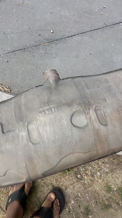 Panela de escape para Volkswagen Golf Mk5 Mk6, Scirocco, Audi 8