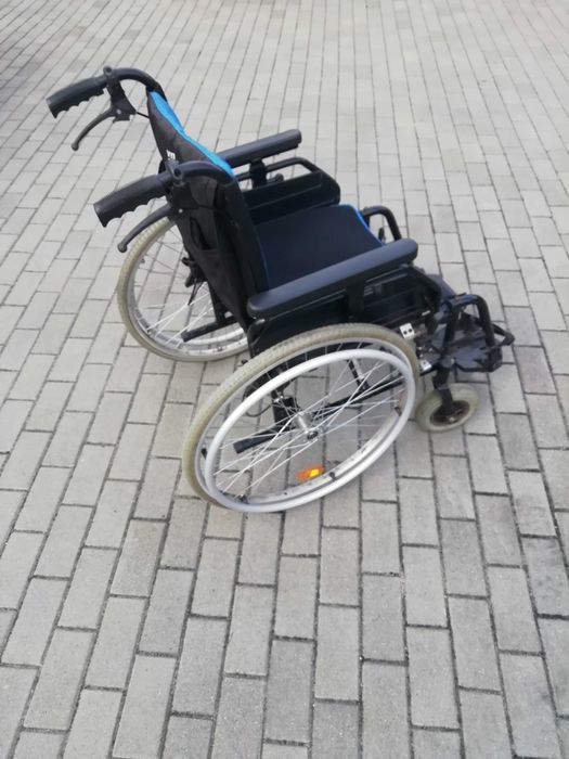 Wózek inwalidzki Vitea Care Premium