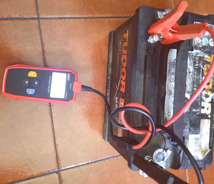 UNI-T analisador UT673A verificador de baterias auto 12v ou 24v NOVO