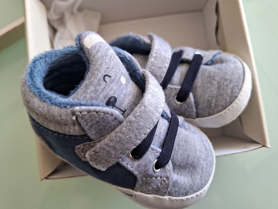 Botins Sapatilha BENETTON Tam.16