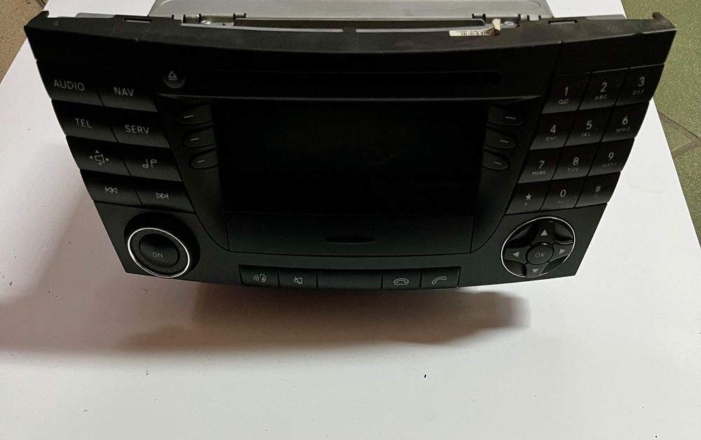 Mercedes W211 Radio mała Nawigacja