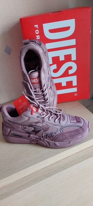 Diesel шкіра кожа текстиль кроссовки кросівки Нові 9.5US, 40.5, 26.5см