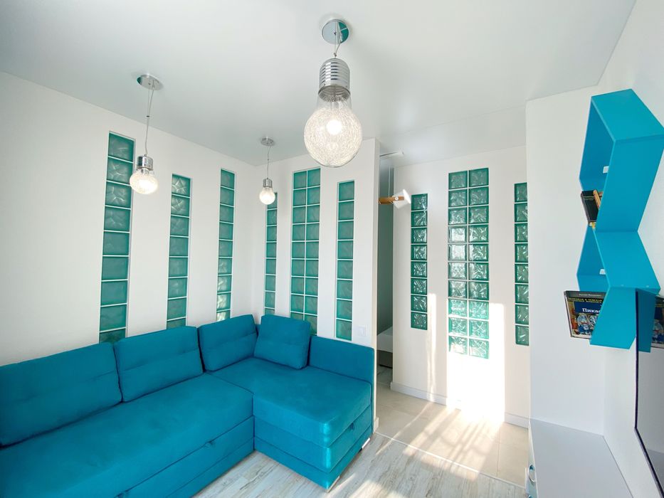 Аренда квартиры + парковка,сдам посуточно.Парк Фонтанов