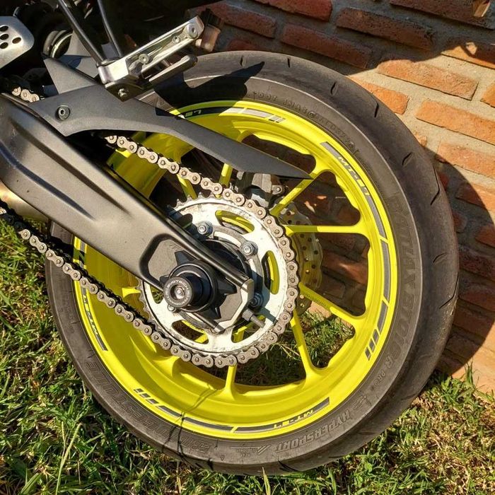Yamaha MT07 55KW Full extras 90€ mês