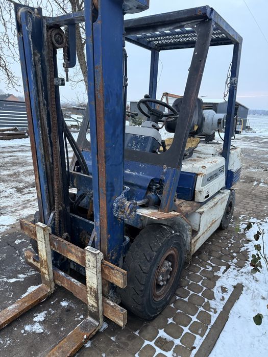 Wozek widłowy Komatsu FG25 duplex 4 sekcje