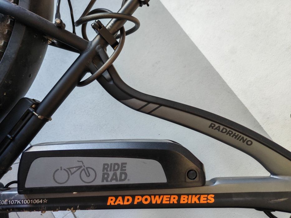 Bicicleta elétrica - RAD POWER "Fatbike"
