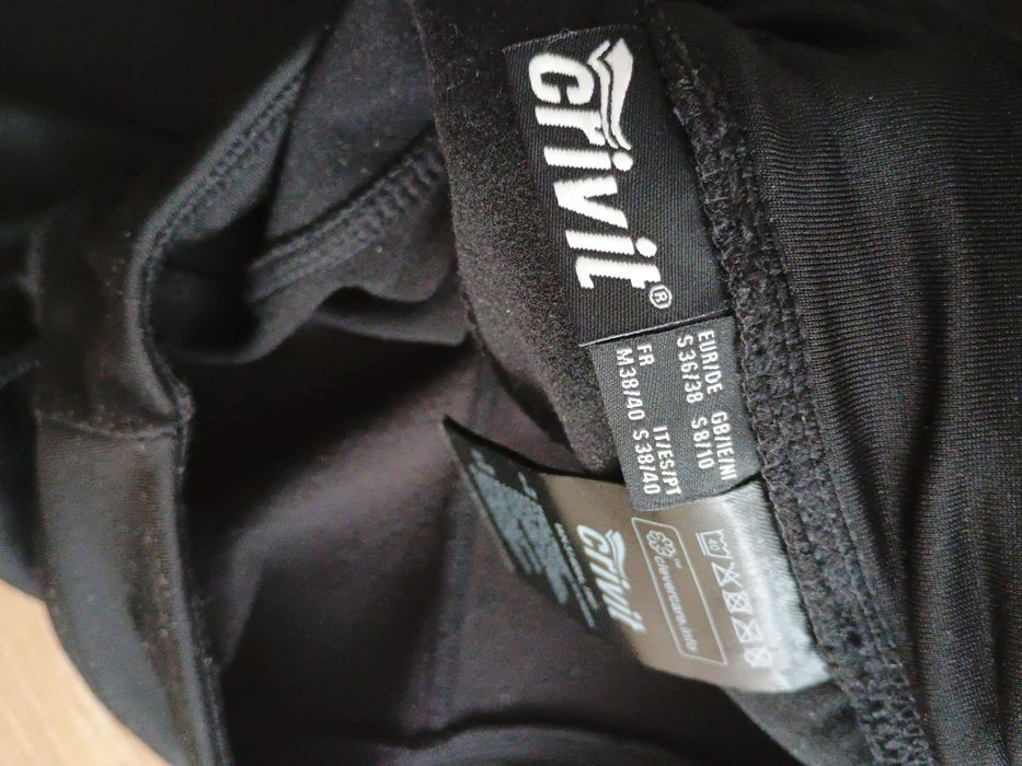 Spodnie fitness funkcyjne crivit
