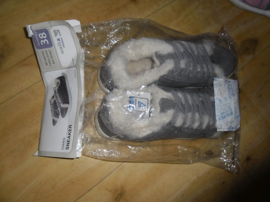 nowe oryginalne buty damskie z kożuszkiem roz.38