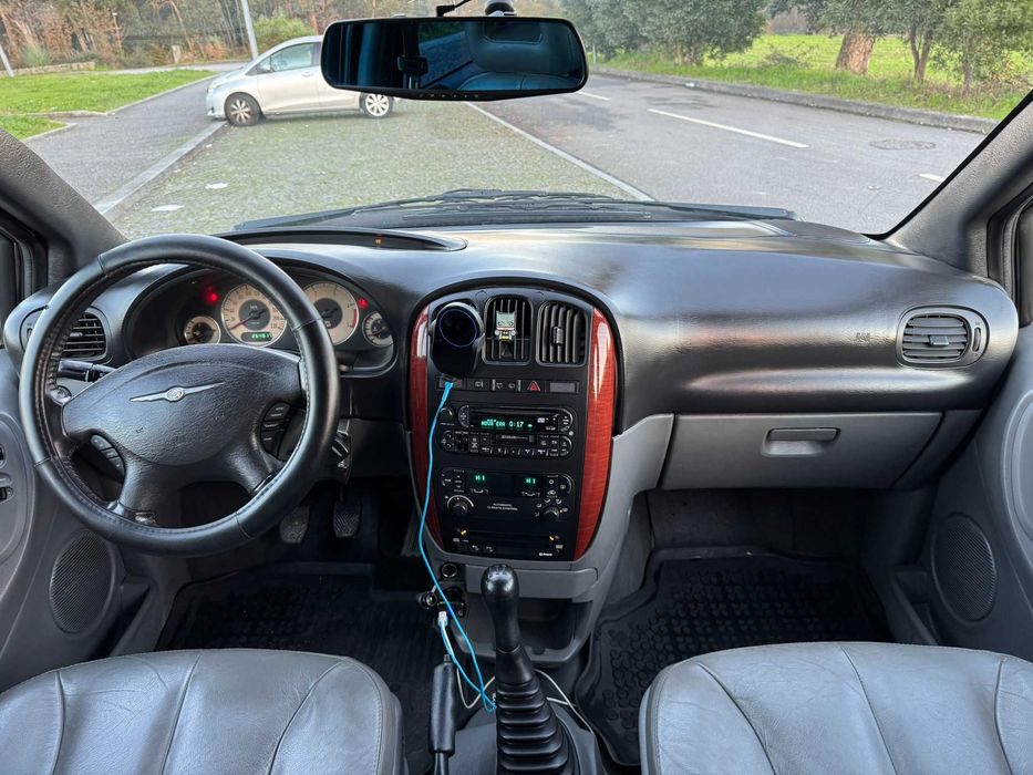 Chrysler Voyager 2.5 CRD LX