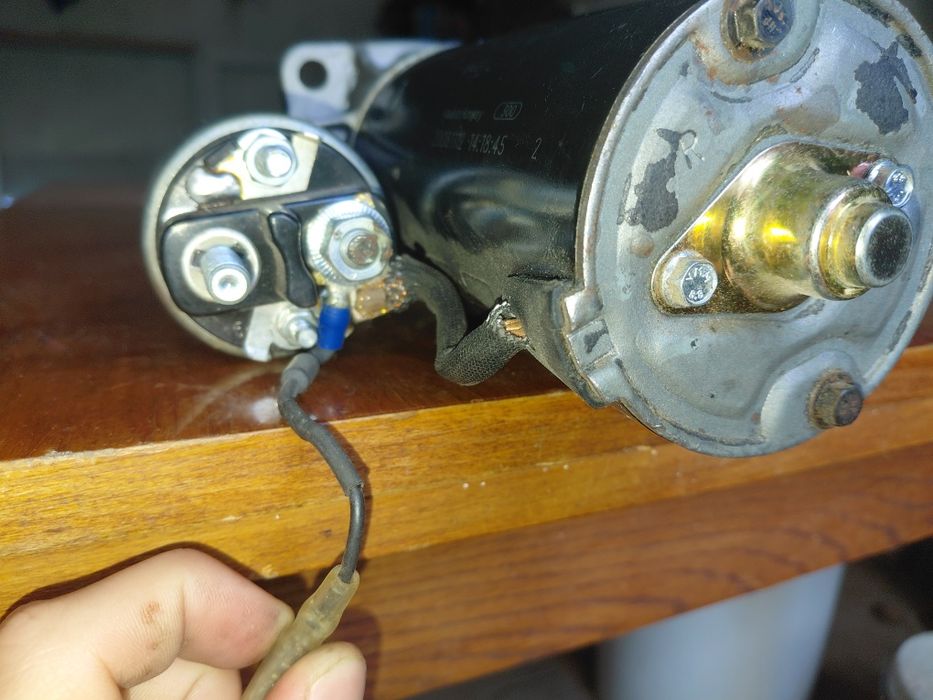 Стартер Bosch BMW E34 E32 M30 (0 001 110 041) 1.7кВт