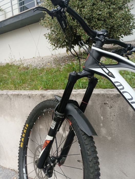 bicicleta enduro mondraker