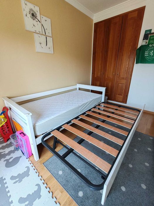 Quarto infantil – Cama + Roupeiro
