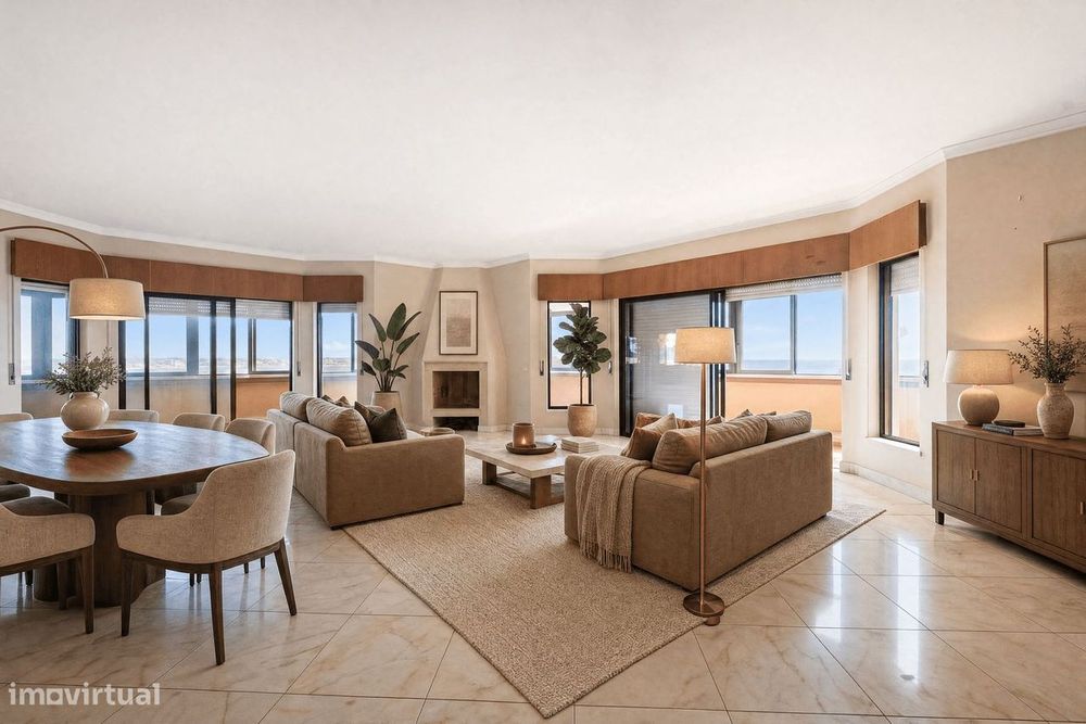 Apartamento T5 com estacionamento, Quinta das Palmeiras, Oeiras