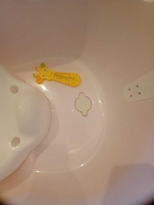 Дитяча ванночка для купання