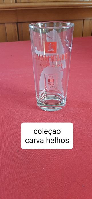 Copos altos novos de várias coleções