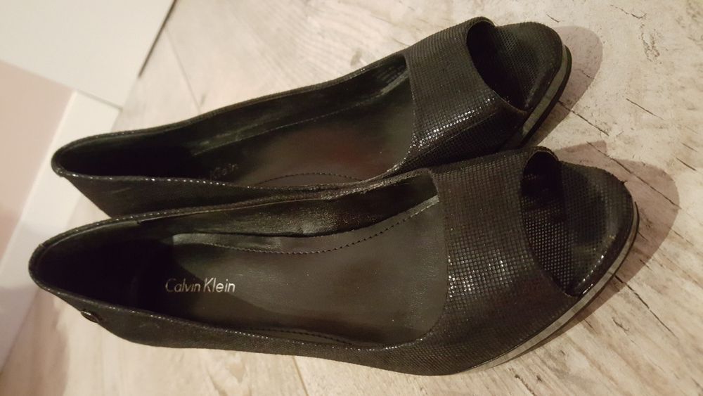 Śliczne buty Calvin Klein rozmiar 36 w bardzo dobrym stanie