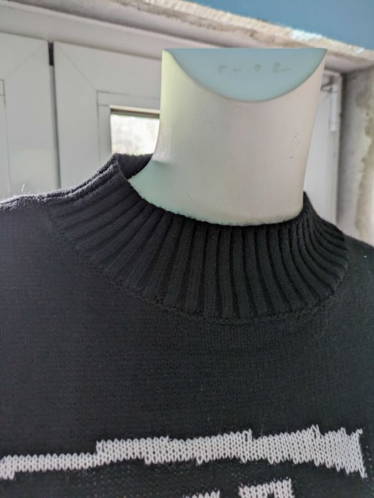 H&M Divided Camisola de Malha Preto & Branco L Motor Sport Drift