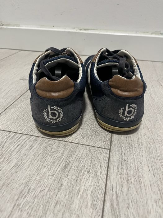 Buty Bugatti rozmiar 42 (wkładka ok. 28 cm)