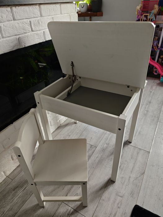 Biurko, stolik + krzesełko ikea Sundvik