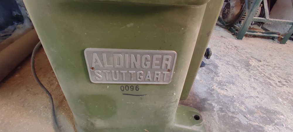 Frezarka dolnowrzecionowa