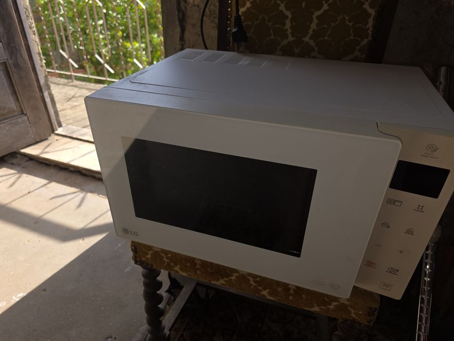 Micro-ondas LG usado