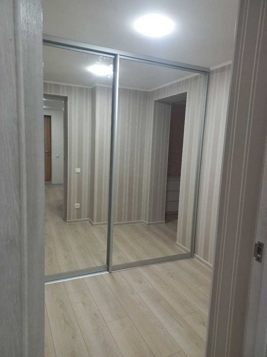 Двокімнатна/ Робоча / 57 м2