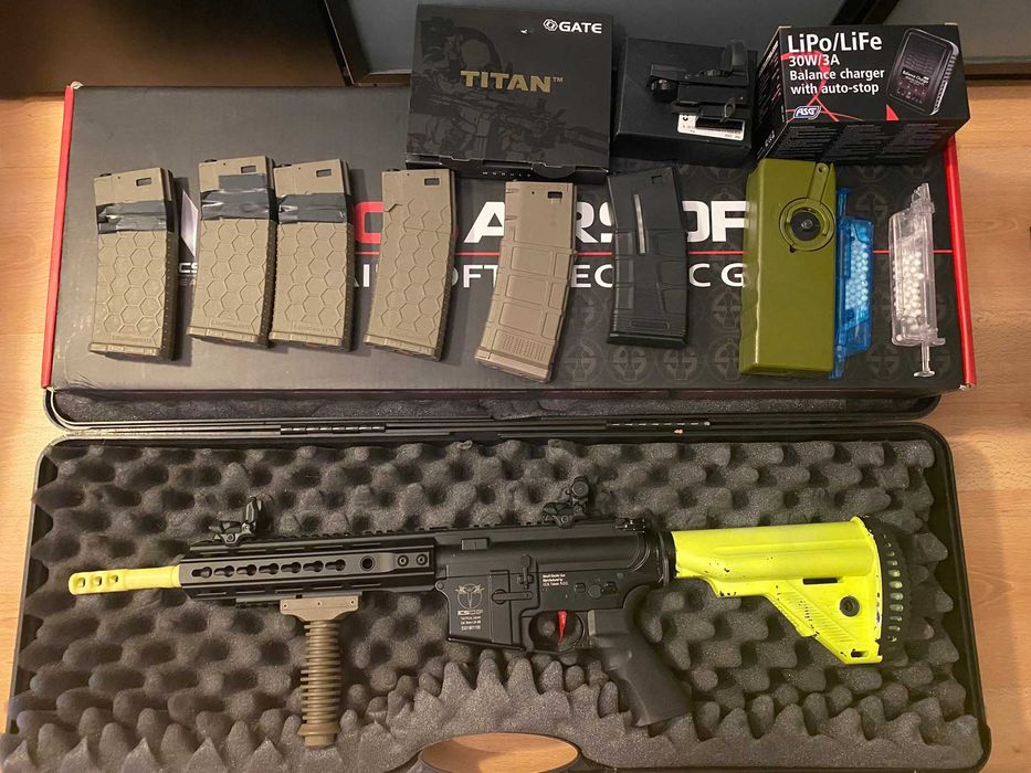 Airsoft AEG M4 ICS-268S CXP-UK1 S1  Titan Gate Mosfet