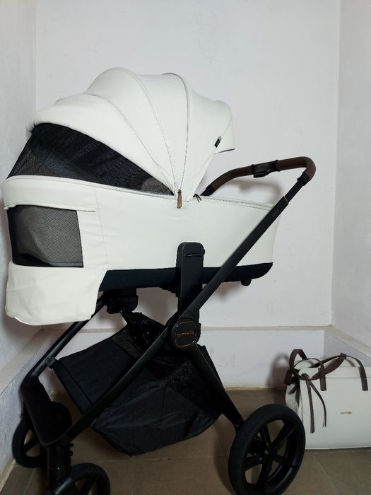 Коляска  CARRELLO ULTRA 2/1 надлегка +посилена амортизація