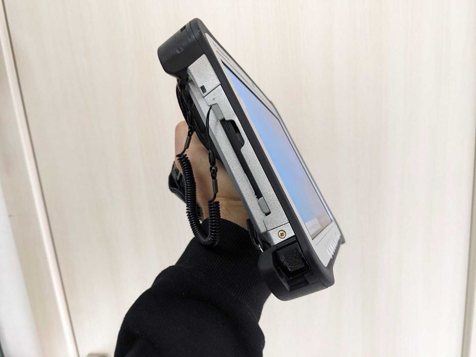 10 штук для військових завдань - PANASONIC ToughPad FZ-G1 MK4