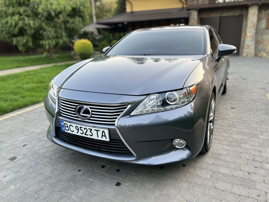 Lexus es300h 2012