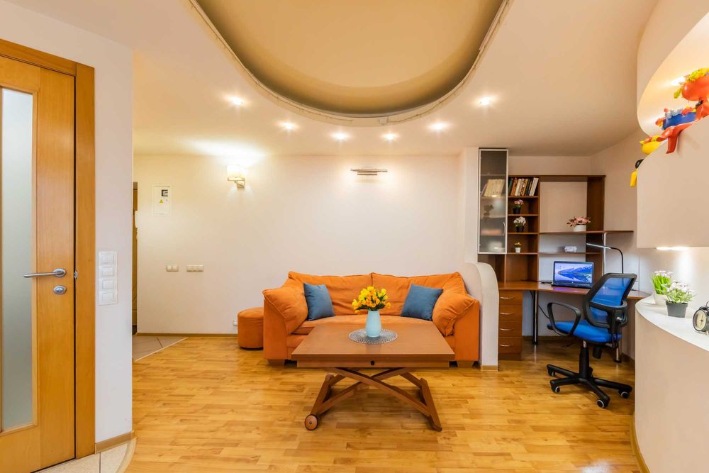 2к квартира на Олимпийской, улица Жилянская, 45