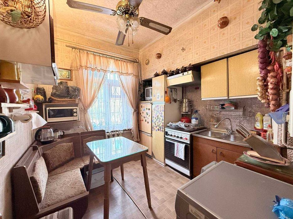 Продаж, 2 кімн. квартира, МЕБЛІ та ТЕХНІКА- вул. Павловська