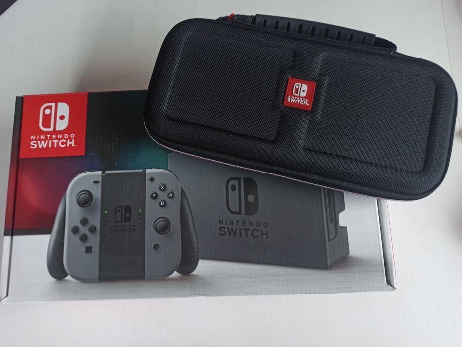Nintendo Switch + dodatki i gra