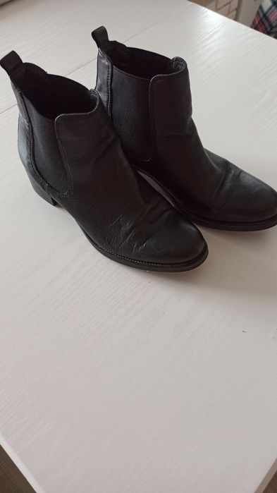 Чобітки жіночі на резинці