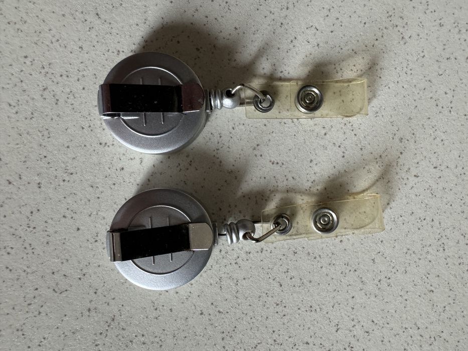 Ściągacz do przepustek logo orange