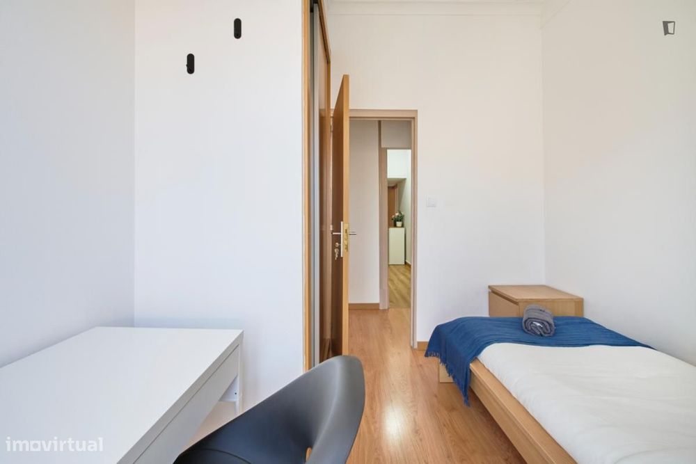Quarto - localizado em Alameda Lisbon