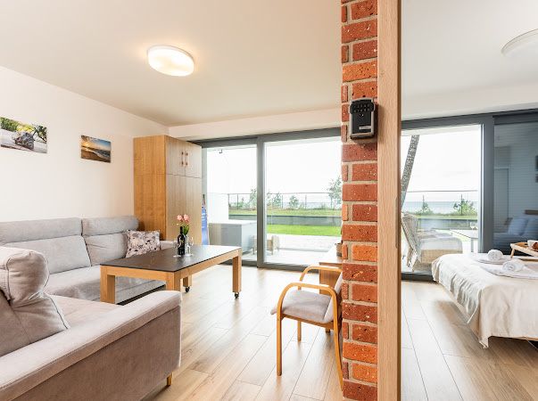 Apartament REWAL, POGORZELICA (GMINA REWAL) STREFA SPA , prywatne zejście do morza, SPA