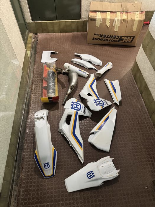 Husqvarna 250 TPI Heritage 2024