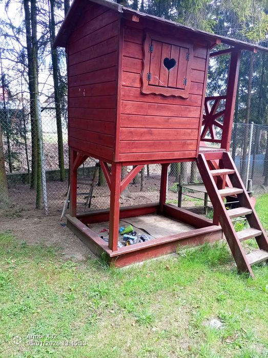 Ogrodowy domek dla dzieci