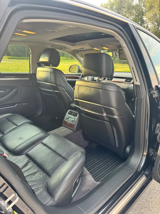 Audi A8 L  4.2_350Km 2009R 24900ZL