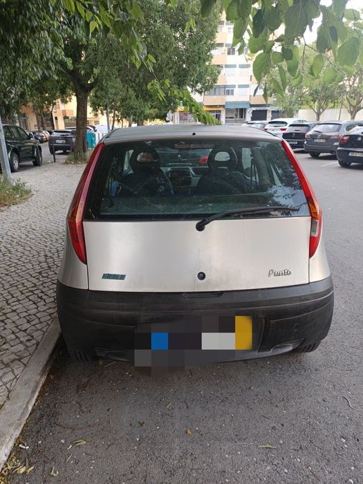 Fiat Punto SUPER econômico