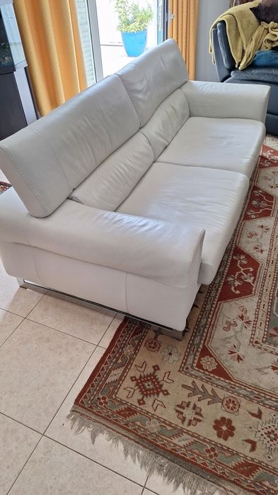 Sofá  Natuzzi em Pele